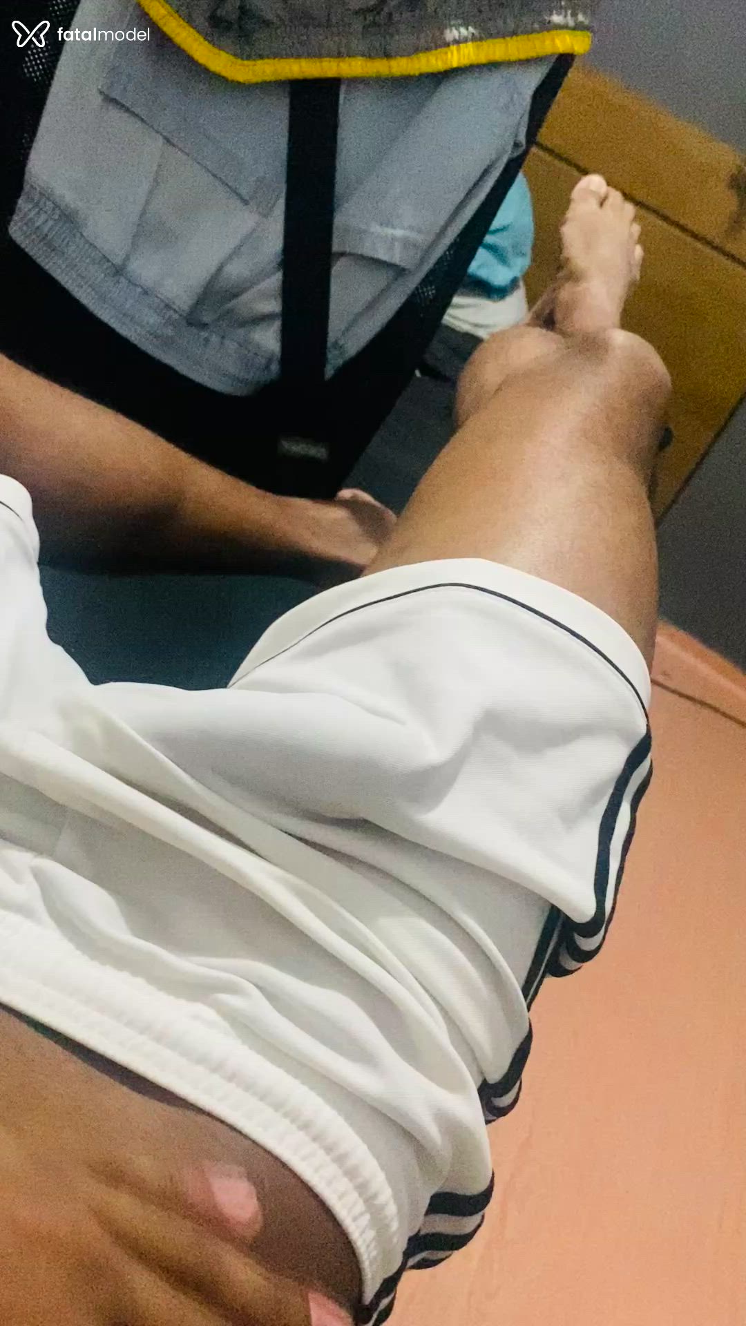 Acompanhante homem morena (o) de olhos castanhos - Vinicius