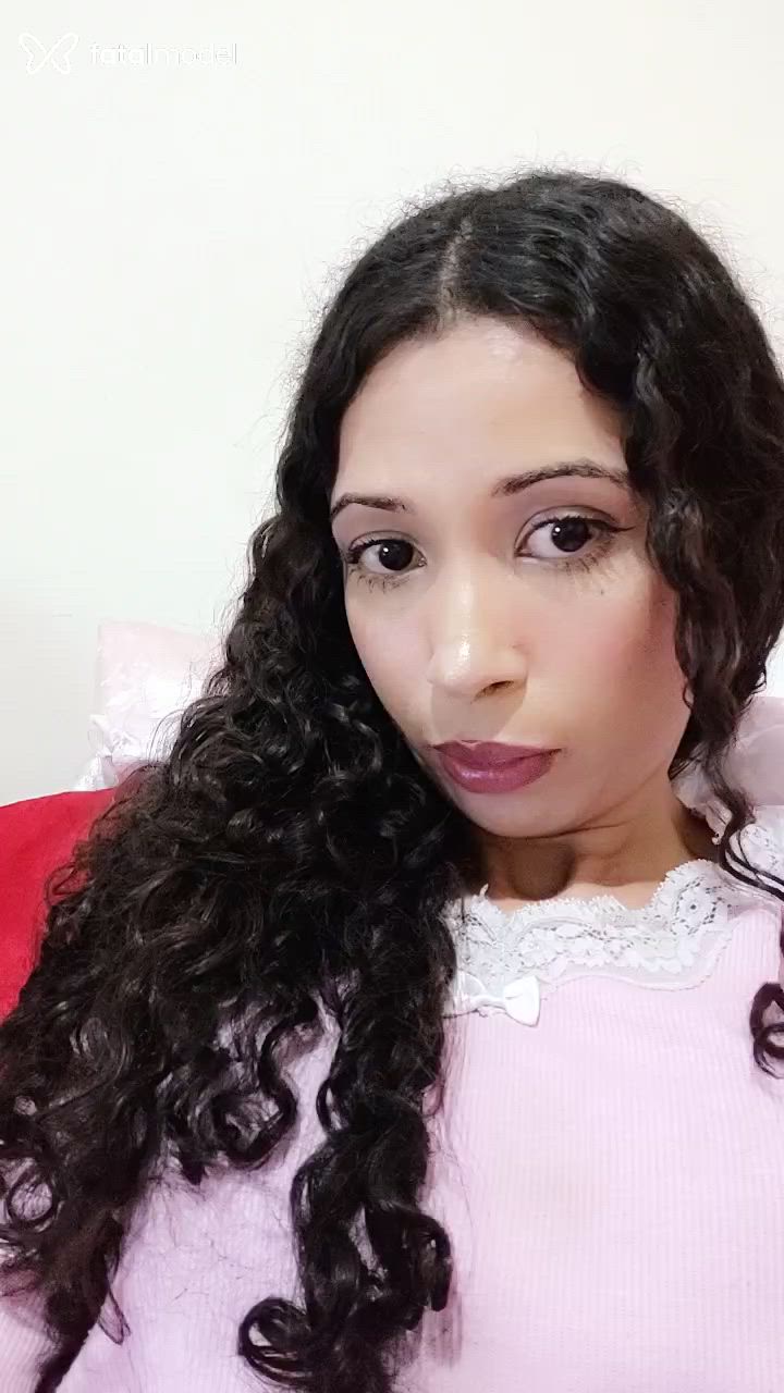 Acompanhante mulher morena (o) de olhos pretos em Virtual Acompanhante mulher morena (o) de olhos pretos em Virtual - Sofia Flamini