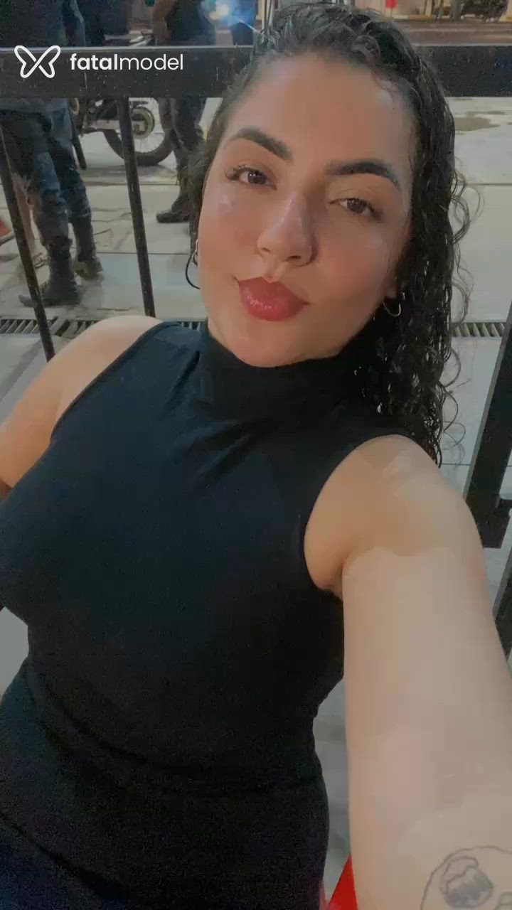 Acompanhante mulher com cabelo castanho de olhos castanhos - Keity Acompanhante mulher com cabelo castanho de olhos castanhos - Keity