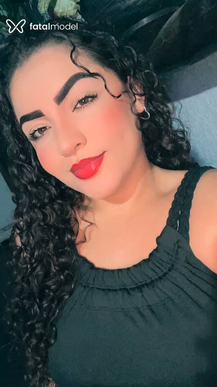 Acompanhante mulher com cabelo castanho de olhos castanhos - Keity Acompanhante mulher com cabelo castanho de olhos castanhos - Keity