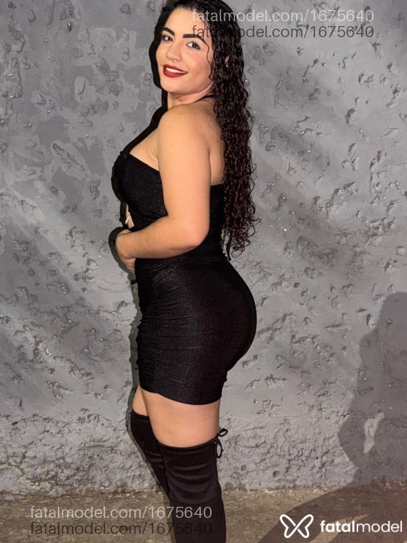 Acompanhante mulher com cabelo castanho de olhos castanhos - Keity Acompanhante mulher com cabelo castanho de olhos castanhos - Keity