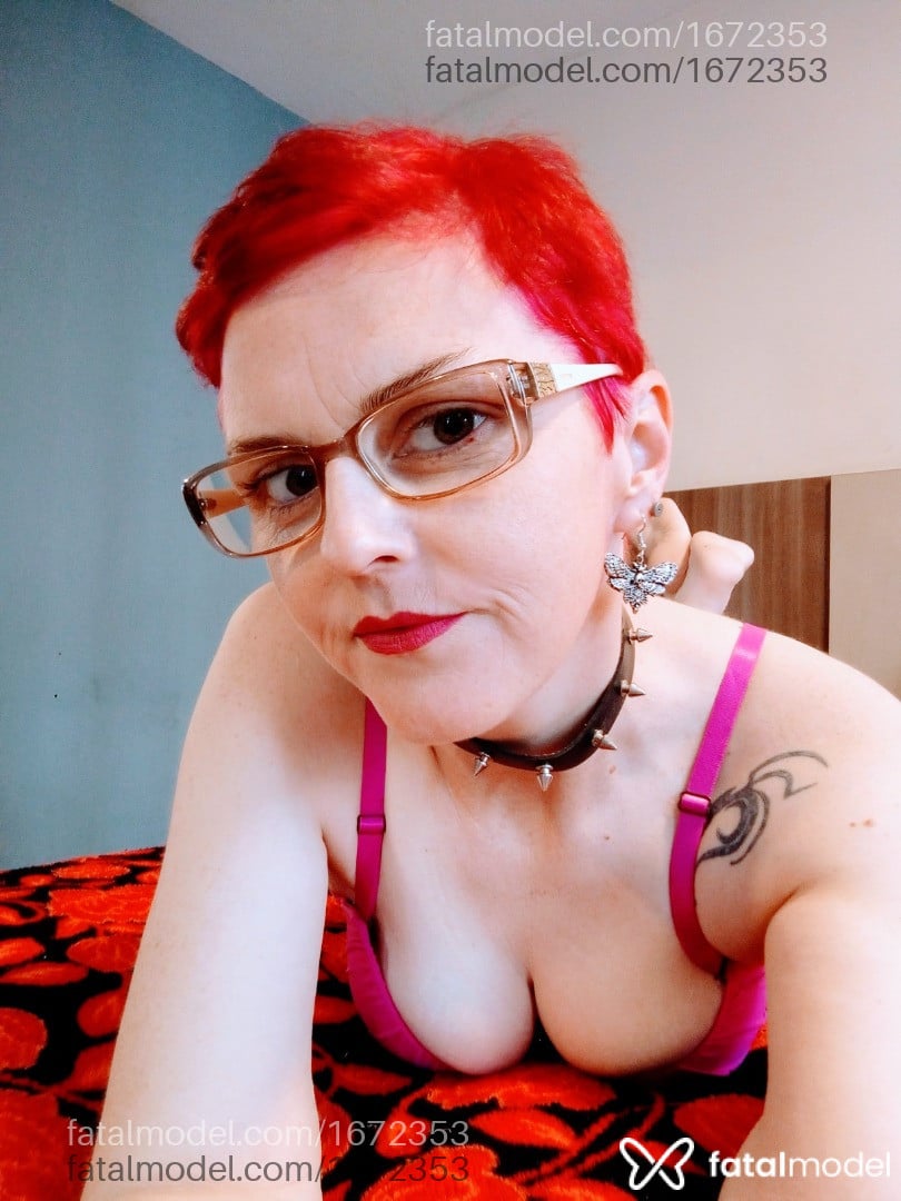 Acompanhante mulher ruiva (o) de olhos verdes - Angie Bogini Milfz Acompanhante mulher ruiva (o) de olhos verdes - Angie Bogini Milfz