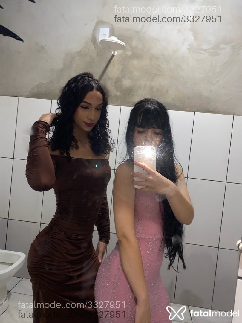 Acompanhante mulher trans morena (o) de olhos castanhos - Yasmin
