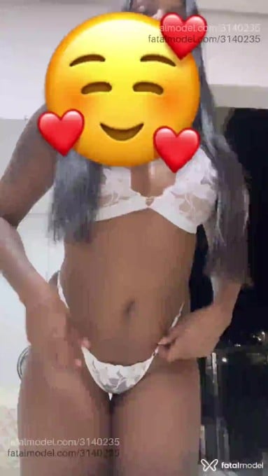 Acompanhante mulher morena (o) de olhos pretos em Itabira - Alicia