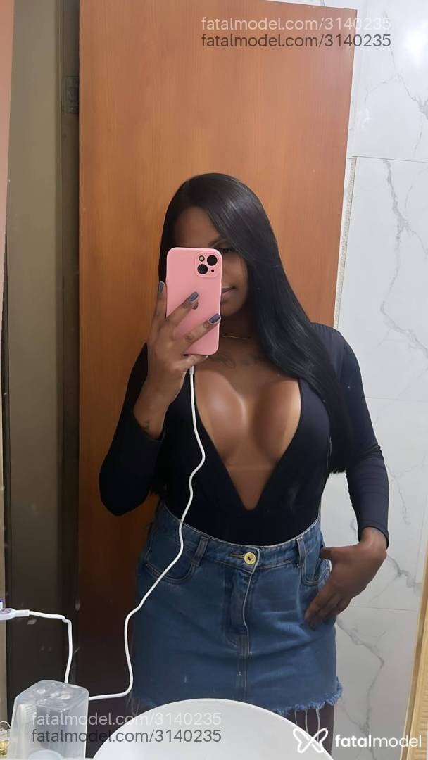 Acompanhante mulher morena (o) de olhos pretos em Itabira - Alicia