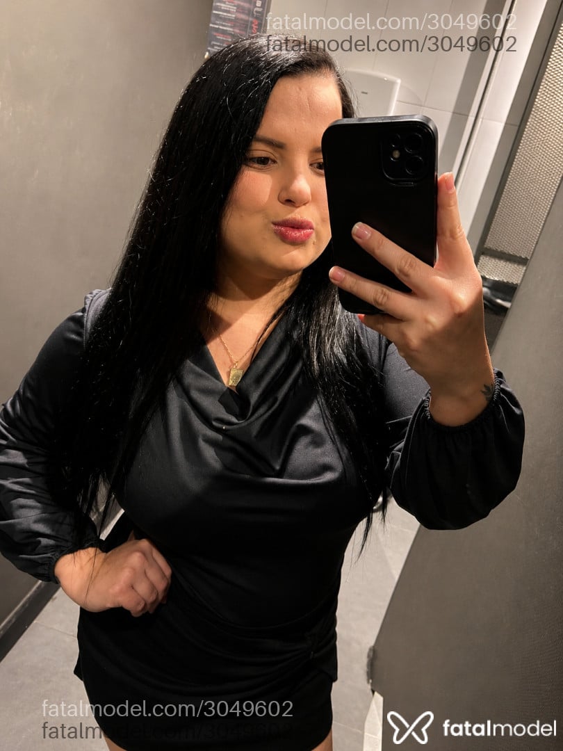 Acompanhante mulher ruiva (o) de olhos mel - Mel Santos