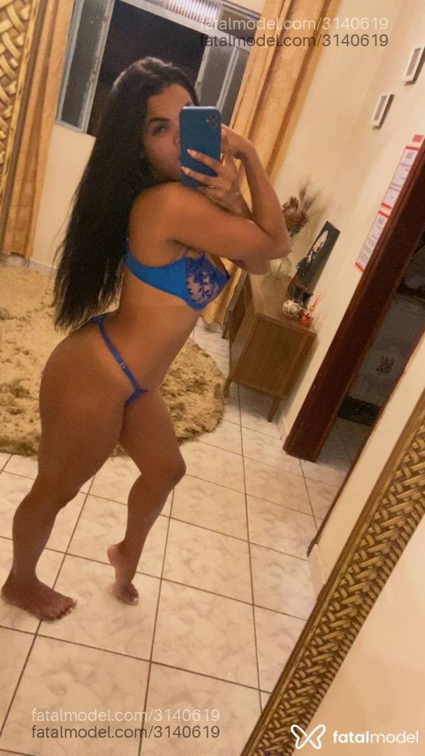 Acompanhante mulher morena (o) de olhos castanhos - Brenda