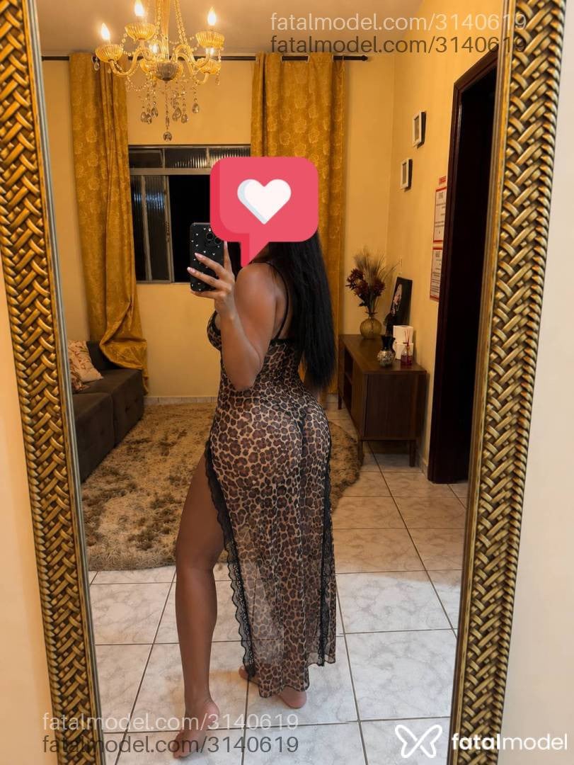 Acompanhante mulher morena (o) de olhos castanhos - Brenda