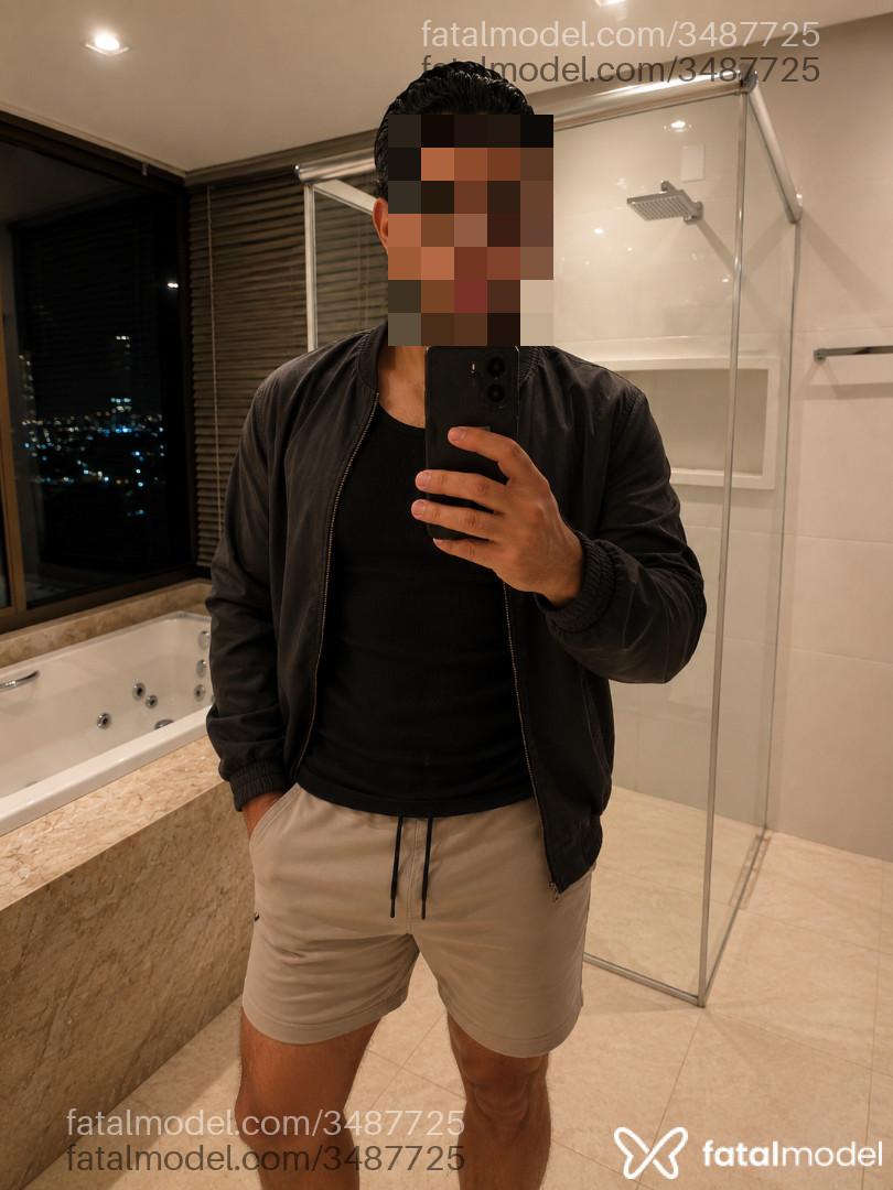 Acompanhante homem com cabelo castanho de olhos castanhos - Kaike
