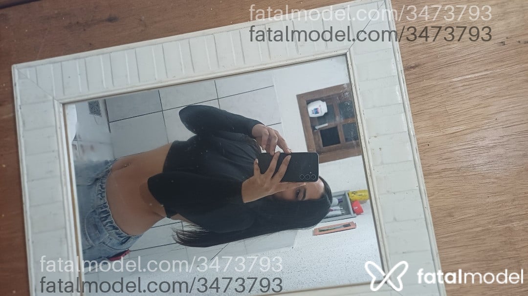 Acompanhante mulher morena (o) de olhos castanhos - Bárbara