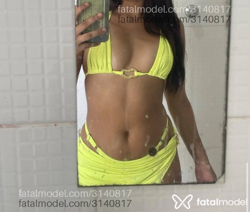 Acompanhante mulher morena (o) de olhos castanhos em Camaçari - Alana