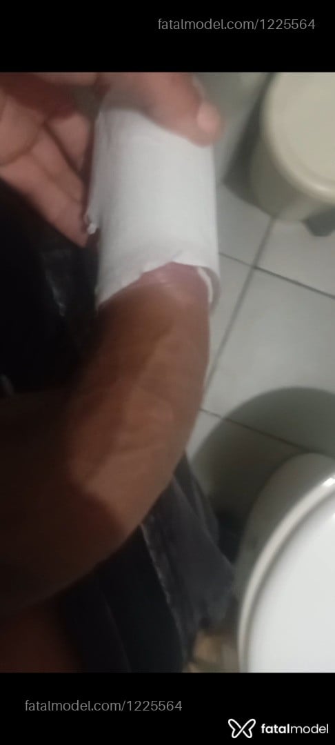Acompanhante homem morena (o) de olhos castanhos - Pedro Corrêa