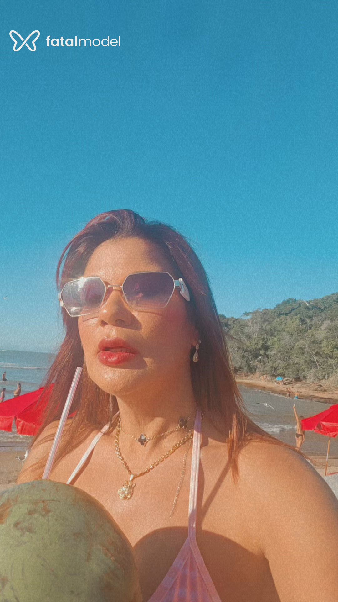 Acompanhante mulher ruiva (o) de olhos castanhos em Rio das Ostras Acompanhante mulher ruiva (o) de olhos castanhos em Rio das Ostras - Cacau