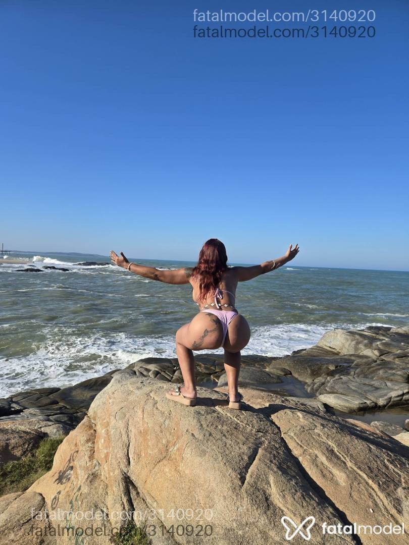 Acompanhante mulher ruiva (o) de olhos castanhos em Rio das Ostras - Cacau