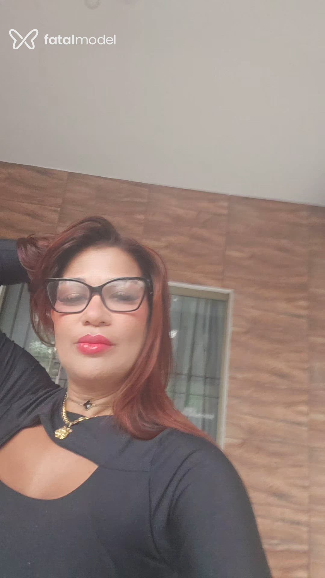 Acompanhante mulher ruiva (o) de olhos castanhos em Rio das Ostras Acompanhante mulher ruiva (o) de olhos castanhos em Rio das Ostras - Cacau