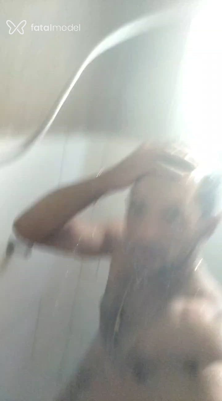 Acompanhante homem morena (o) de olhos pretos - Moderador Acompanhante homem morena (o) de olhos pretos - Moderador