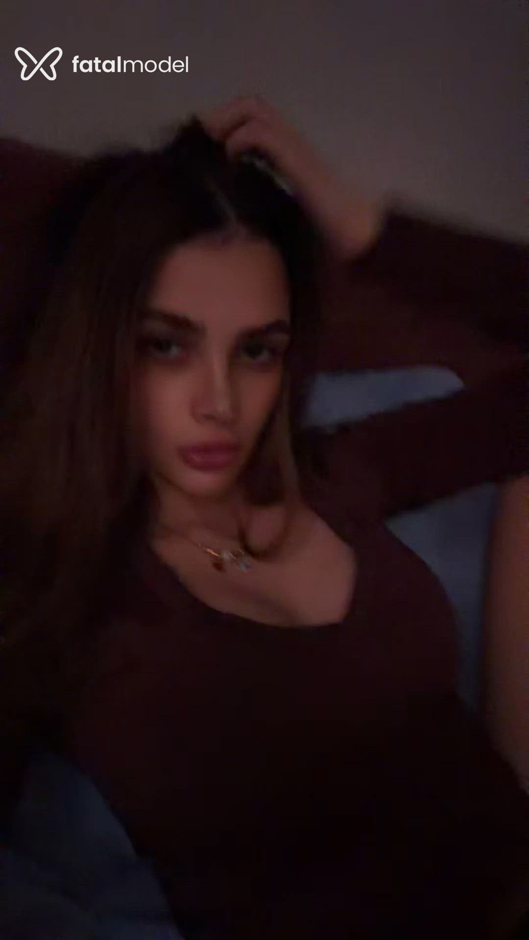 Acompanhante mulher com cabelo castanho de olhos castanhos - Biaaa Acompanhante mulher com cabelo castanho de olhos castanhos - Biaaa