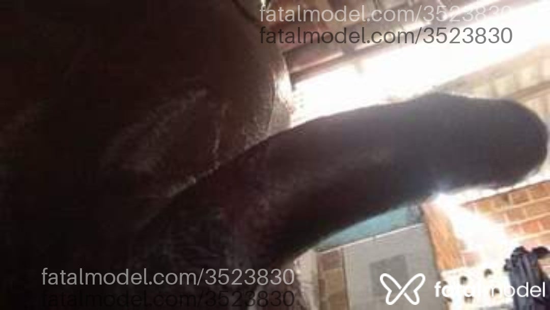 Acompanhante homem morena (o) de olhos pretos - Silva Acompanhante homem morena (o) de olhos pretos - Silva