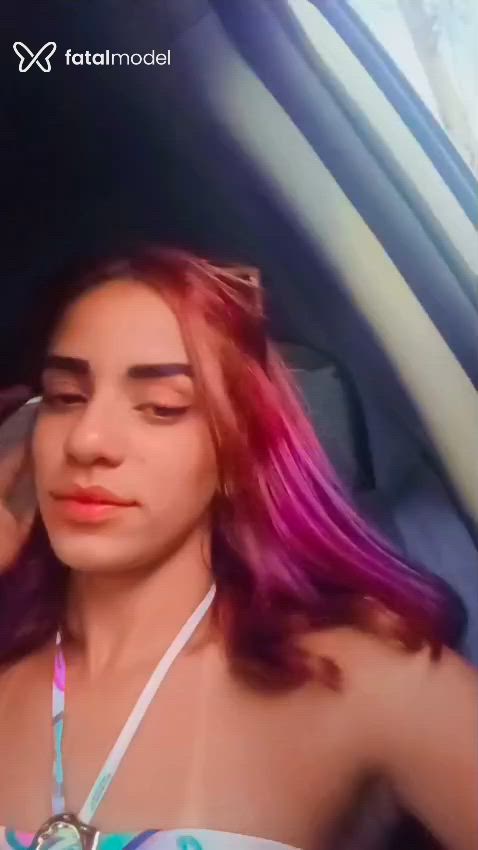 Acompanhante mulher ruiva (o) de olhos castanhos - Yara Avelar