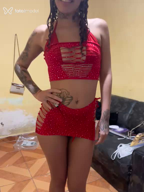 Acompanhante mulher morena (o) de olhos castanhos - Rayala Rowena Acompanhante mulher morena (o) de olhos castanhos - Rayala Rowena
