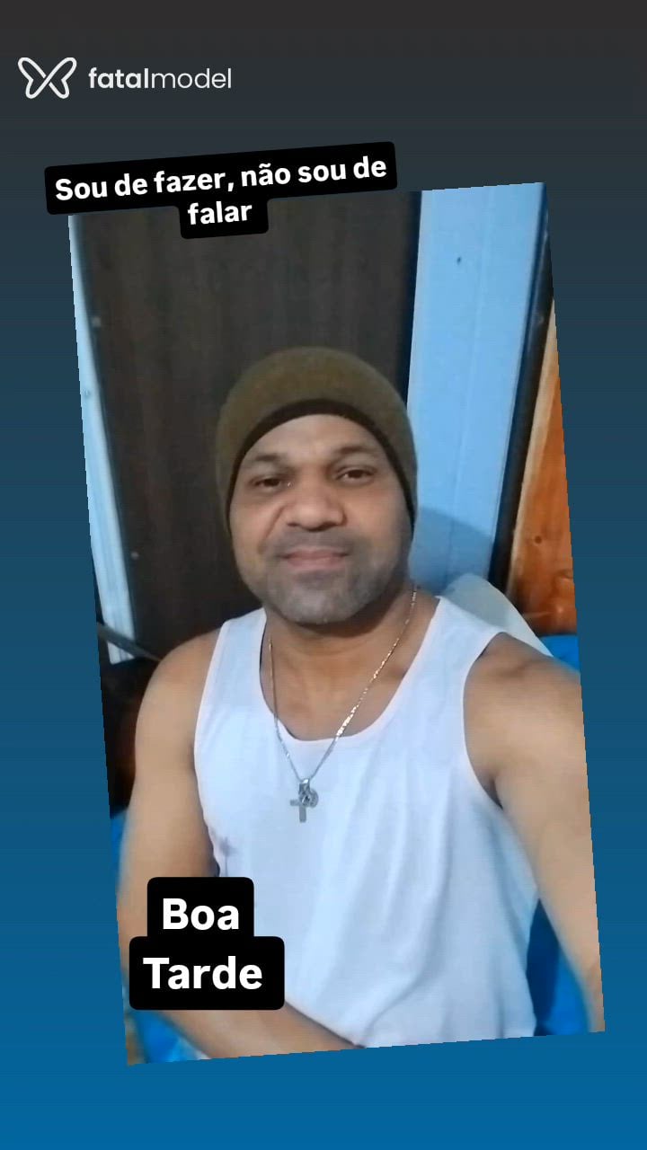 Acompanhante homem morena (o) de olhos castanhos - Oliveira