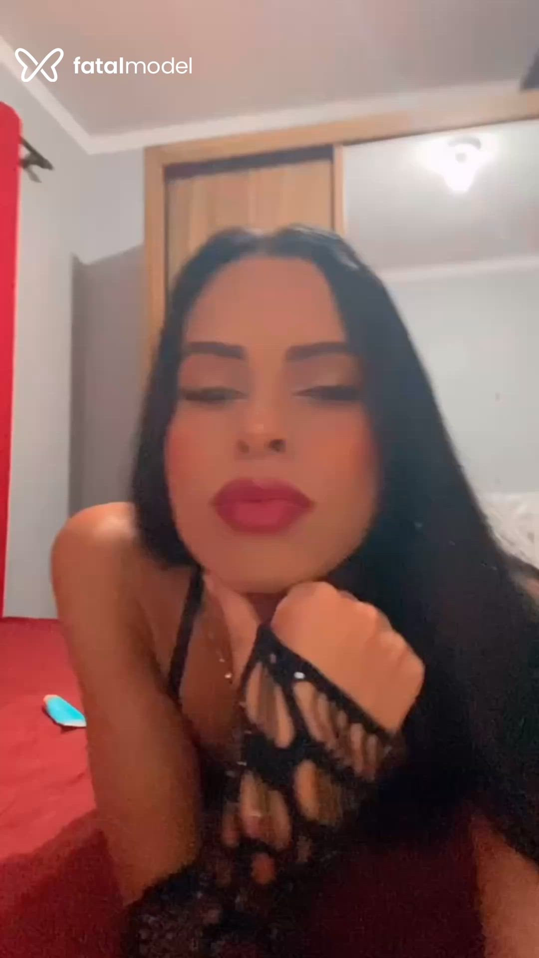 Acompanhante mulher trans morena (o) de olhos castanhos - Angel