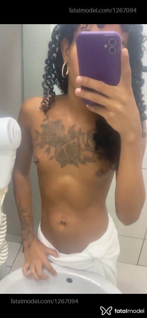 Acompanhante mulher trans morena (o) de olhos castanhos - Soares Acompanhante mulher trans morena (o) de olhos castanhos - Soares