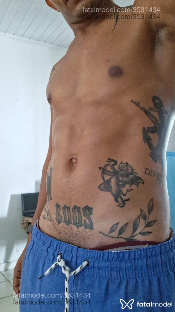 Acompanhante homem morena (o) de olhos castanhos - Baianinho