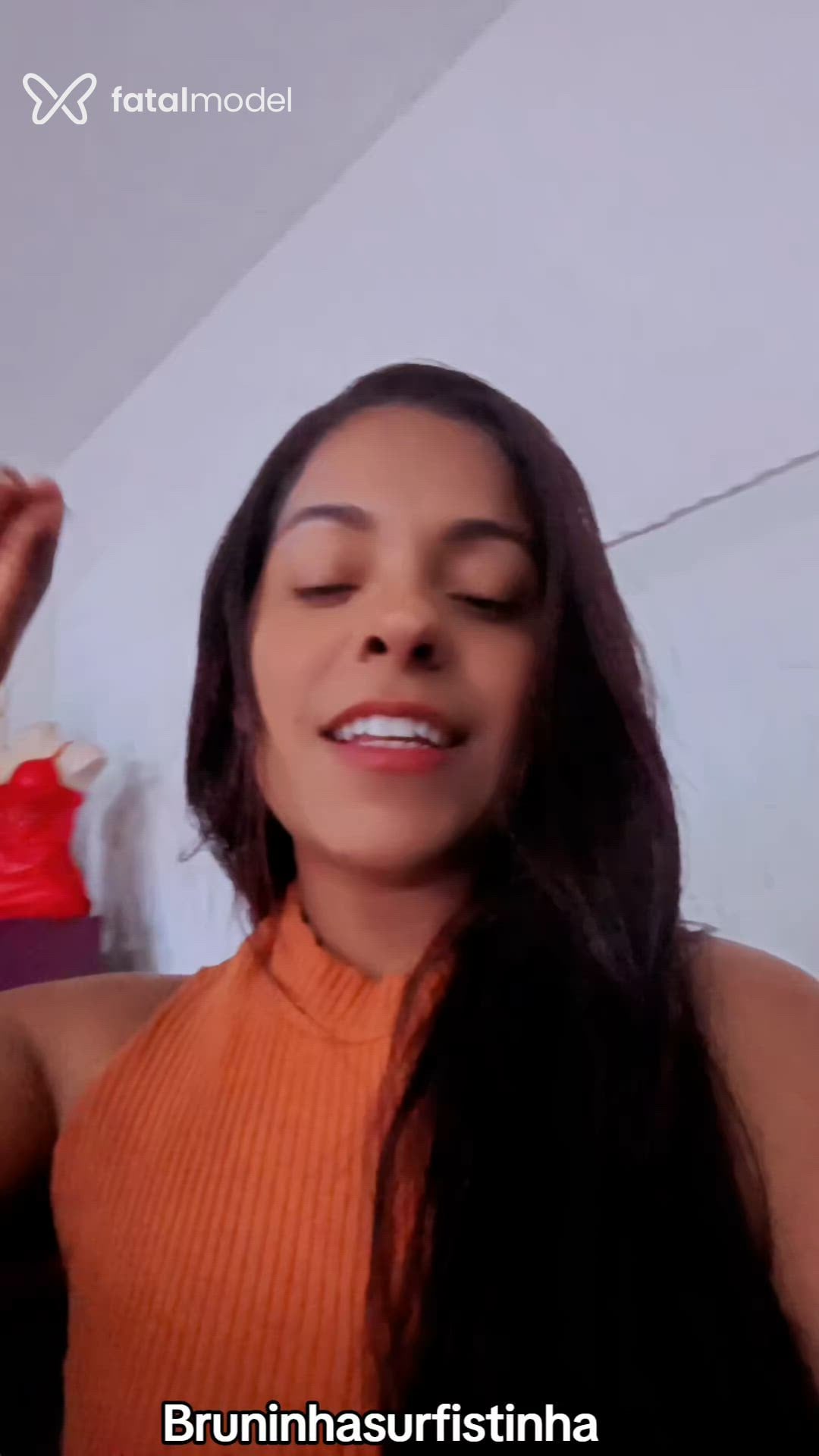 Acompanhante mulher com cabelo castanho de olhos castanhos - Bruninhaasurfis Acompanhante mulher com cabelo castanho de olhos castanhos - Bruninhaasurfis