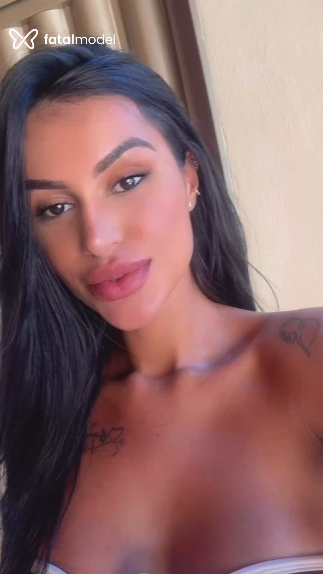 Acompanhante mulher morena (o) de olhos castanhos - Lilian Acompanhante mulher morena (o) de olhos castanhos - Lilian