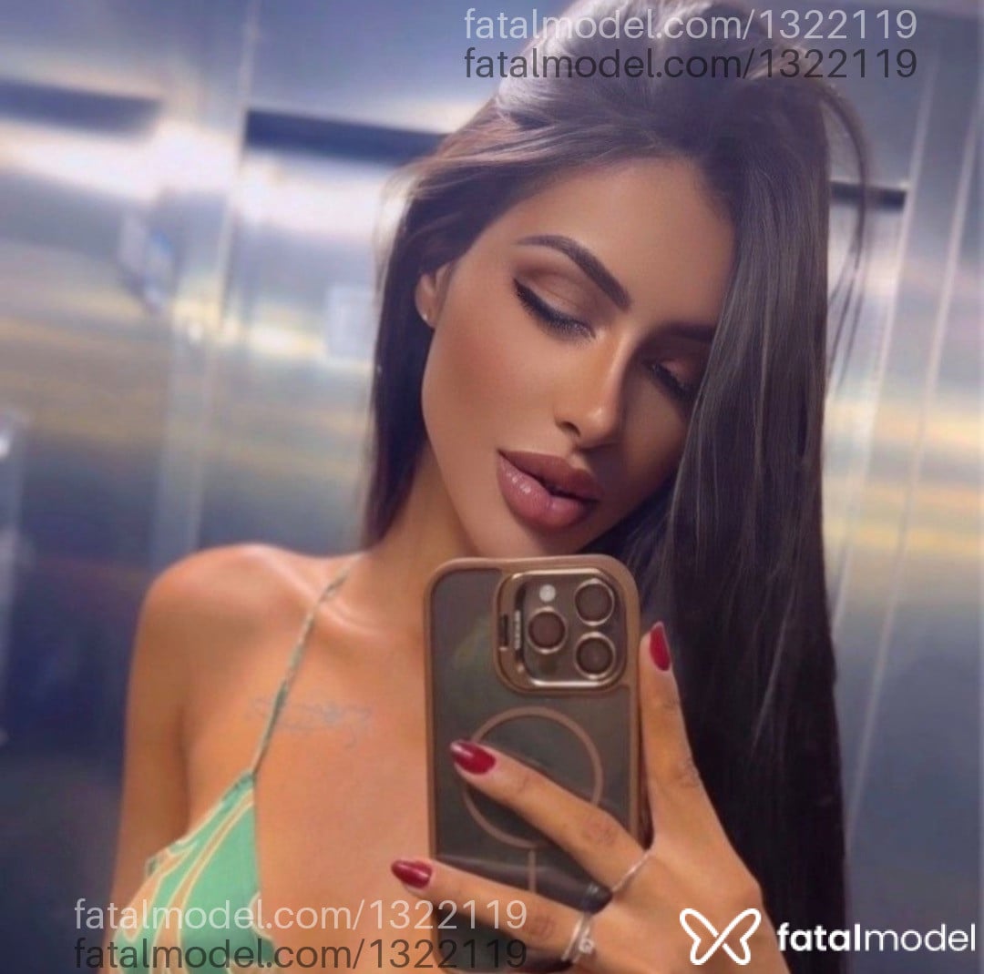 Acompanhante mulher morena (o) de olhos castanhos - Lilian Acompanhante mulher morena (o) de olhos castanhos - Lilian