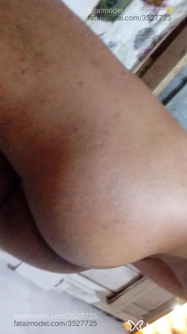 Acompanhante homem morena (o) de olhos castanhos - Léu Garcia