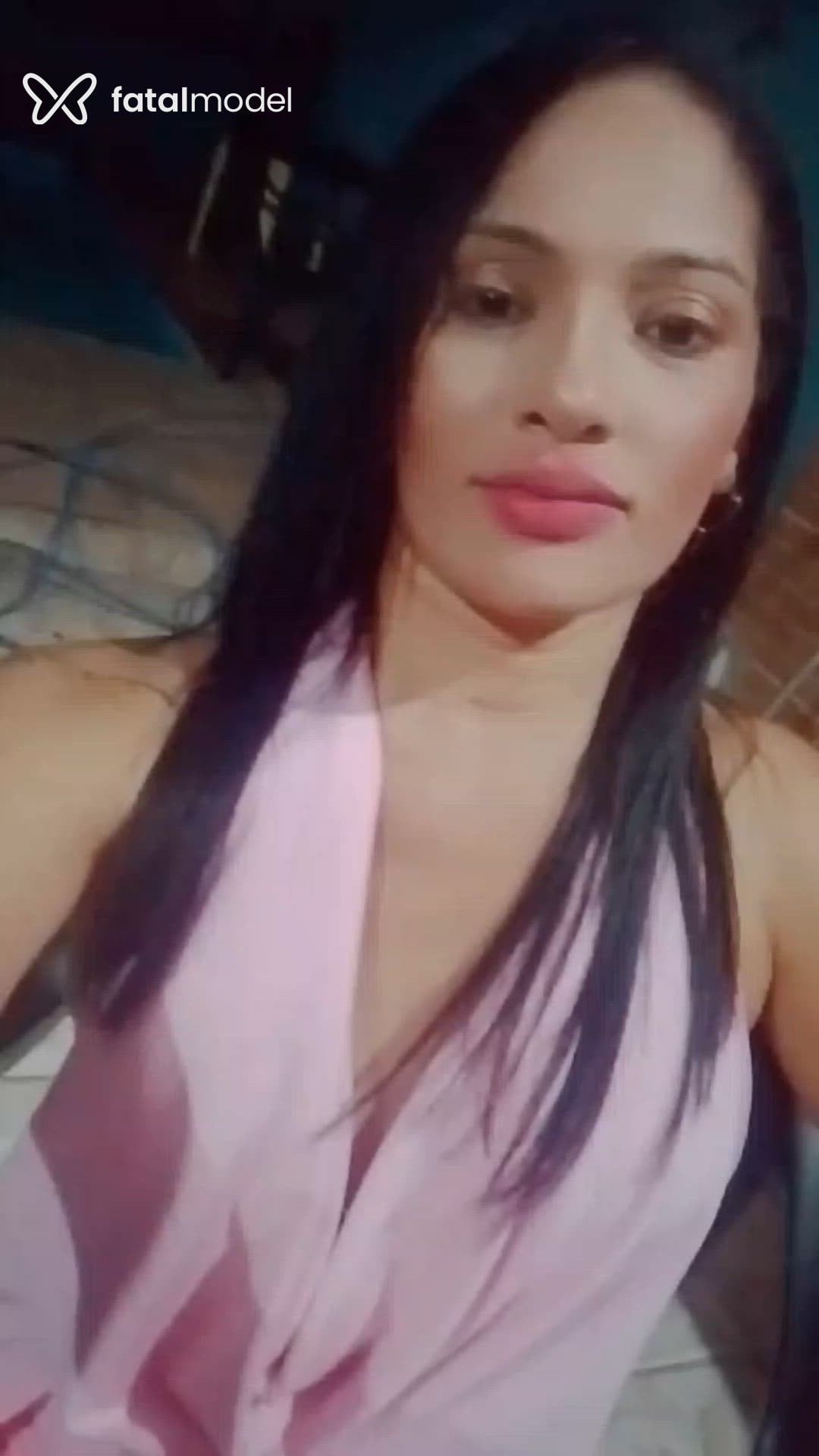 Acompanhante mulher com cabelo castanho de olhos castanhos - Lenny Acompanhante mulher com cabelo castanho de olhos castanhos - Lenny