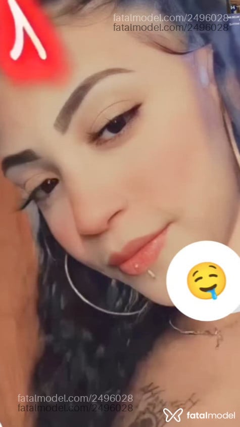 Acompanhante mulher com cabelo castanho de olhos castanhos - Gabrielly