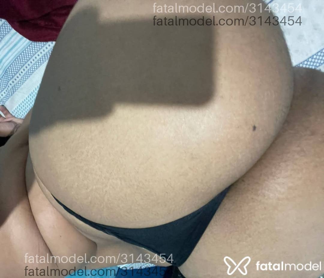 Acompanhante mulher morena (o) de olhos castanhos - Sara Miranda