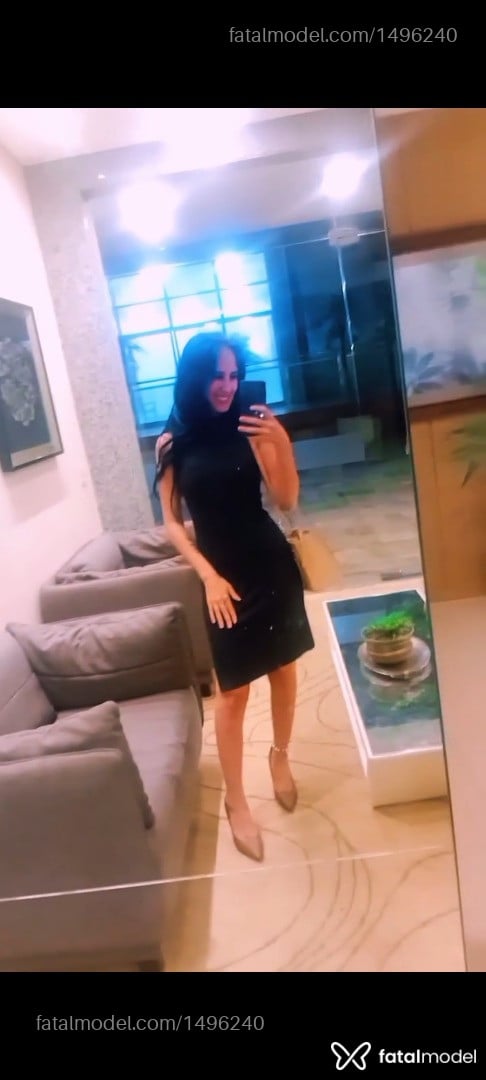Acompanhante mulher morena (o) de olhos castanhos - Jeeh