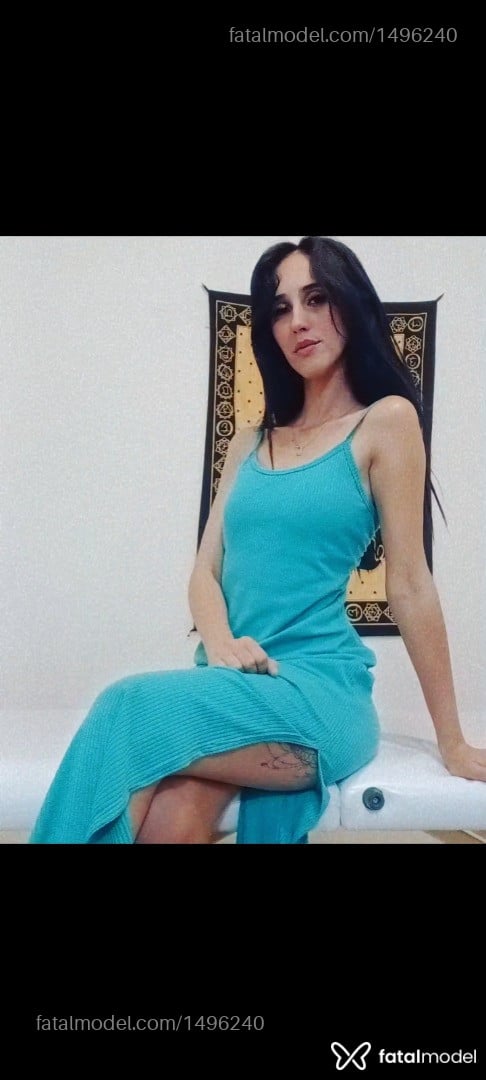 Acompanhante mulher morena (o) de olhos castanhos - Jeeh