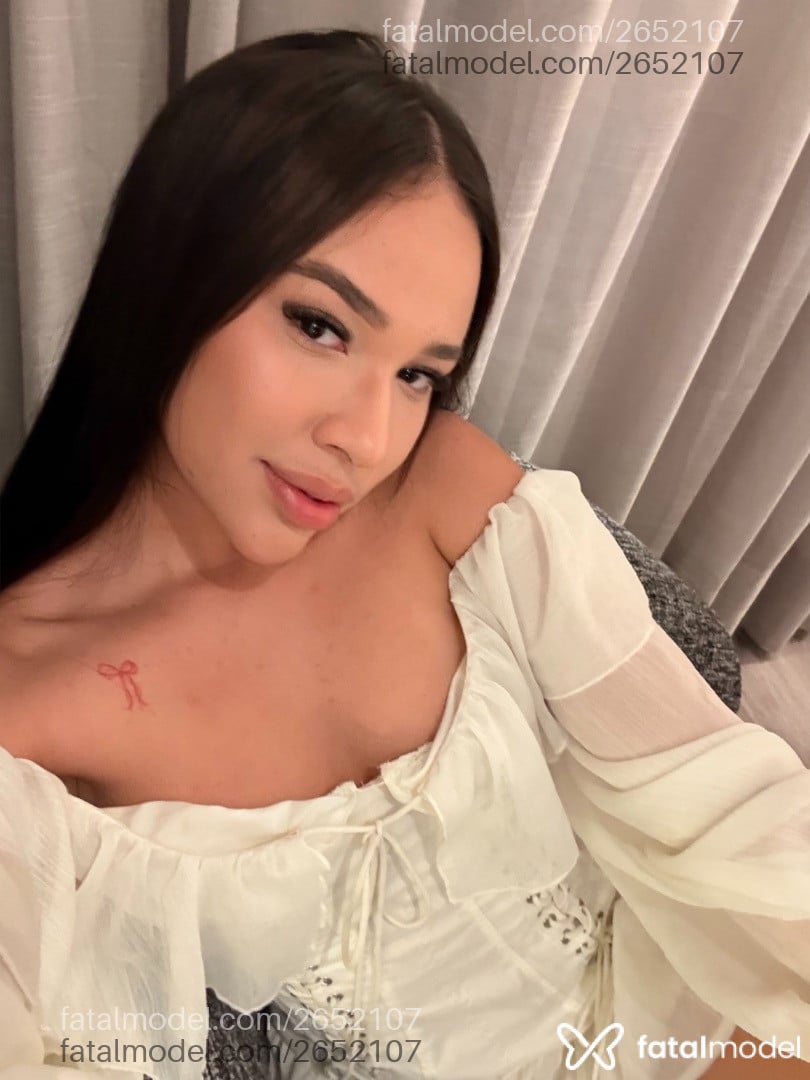 Acompanhante mulher morena (o) de olhos castanhos - Luna Kali