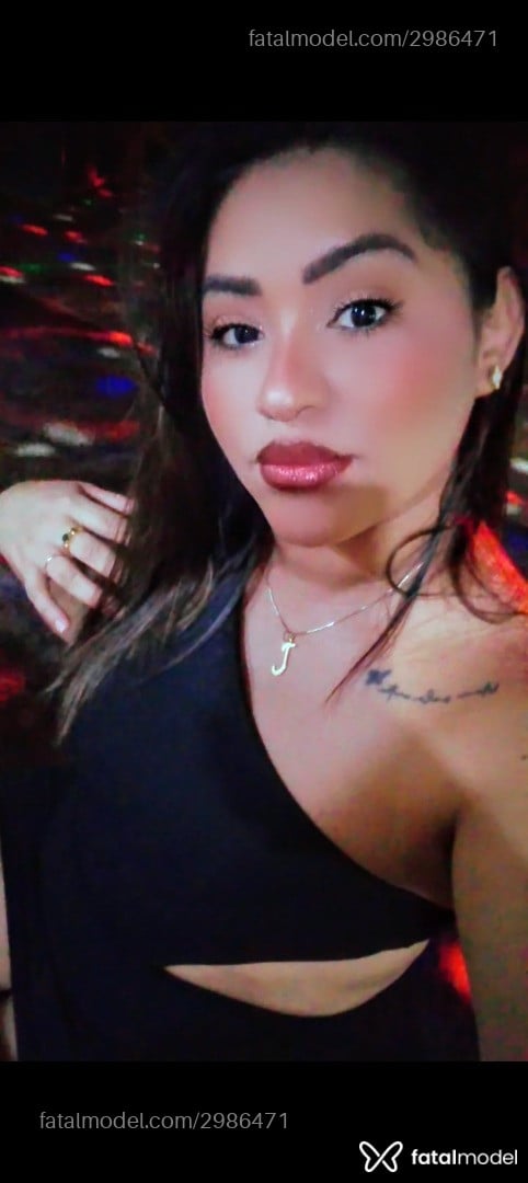 Acompanhante mulher morena (o) de olhos pretos - Bianca