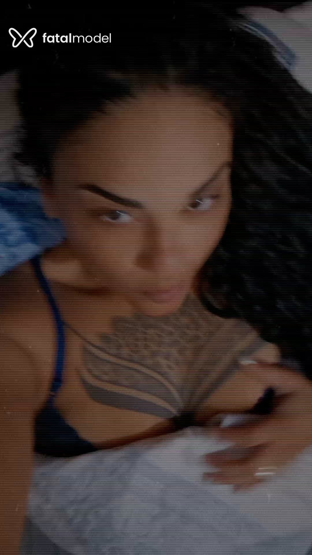 Acompanhante mulher com cabelo castanho de olhos castanhos - Andressafadinha