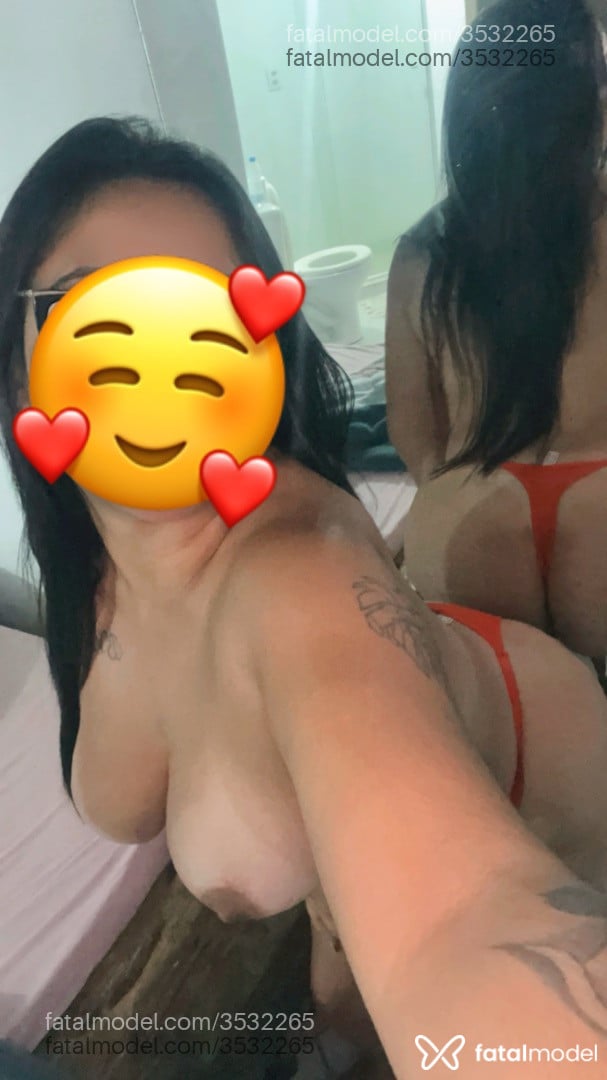 Acompanhante mulher morena (o) de olhos pretos - Gaby Goulart