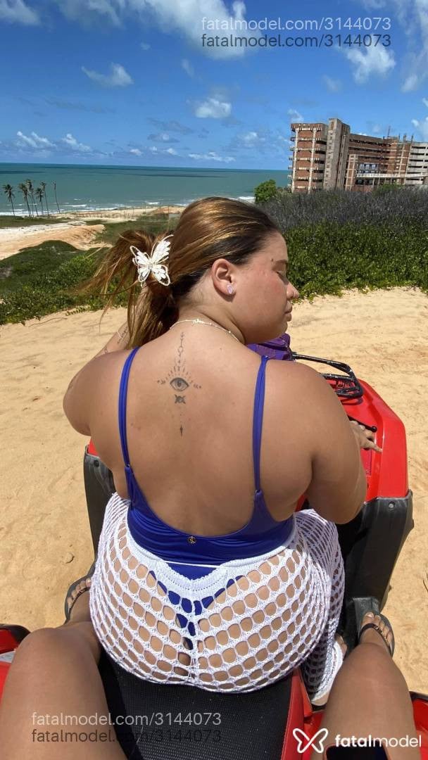 Acompanhante mulher loira (o) de olhos mel em Fortaleza - Icevitt