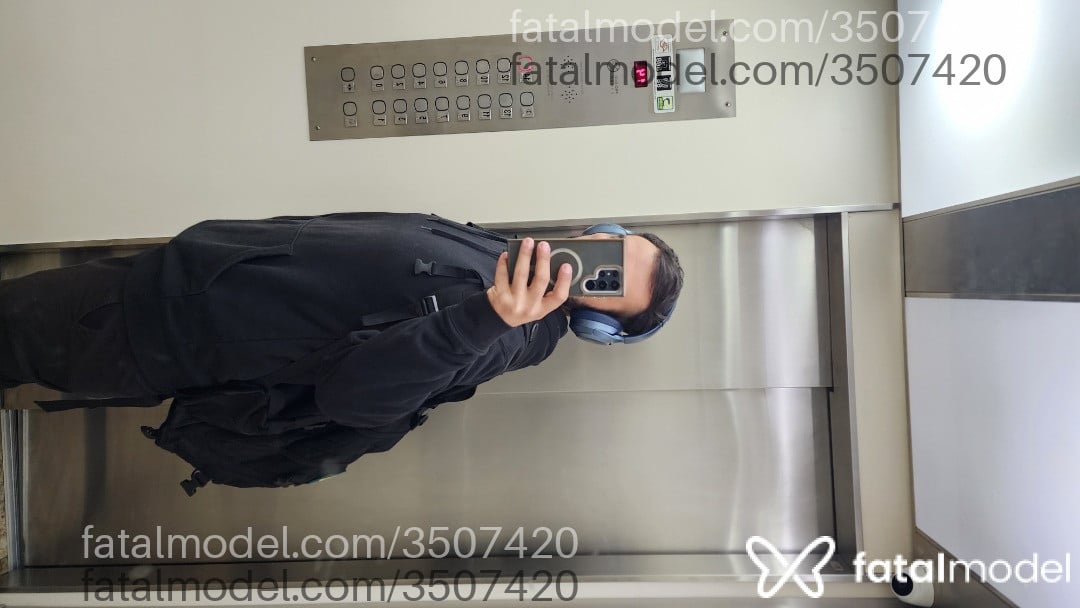 Acompanhante homem com cabelo castanho de olhos castanhos - Alexandre Acompanhante homem com cabelo castanho de olhos castanhos - Alexandre