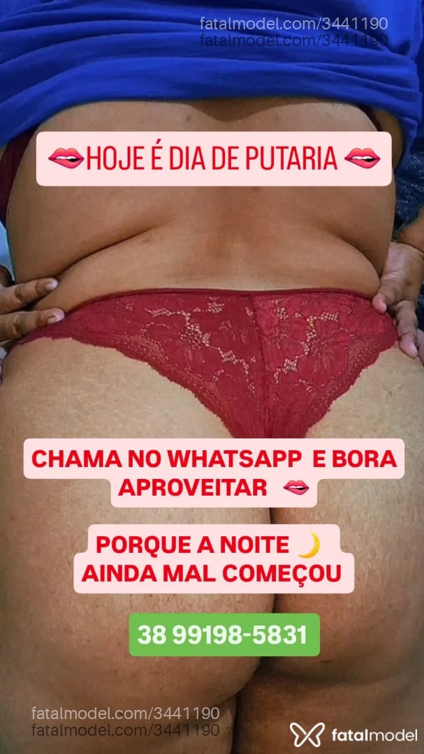 Acompanhante mulher com cabelo colorido de olhos castanhos - Juh Lima