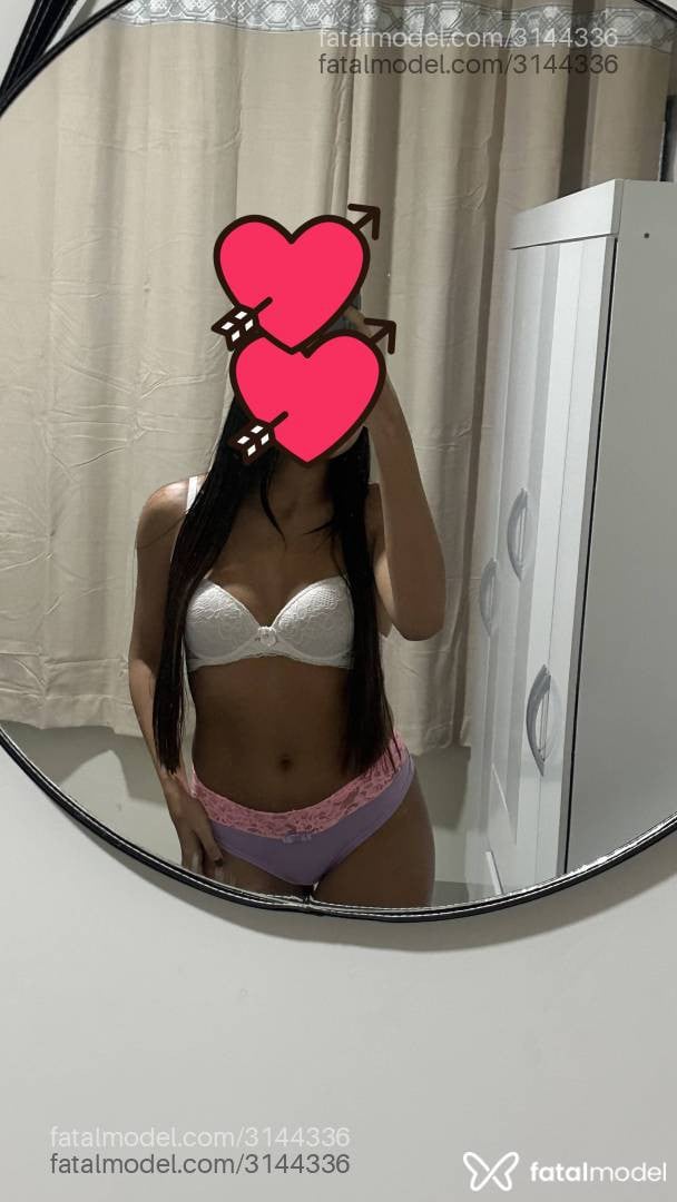 Acompanhante mulher morena (o) de olhos castanhos - Liz