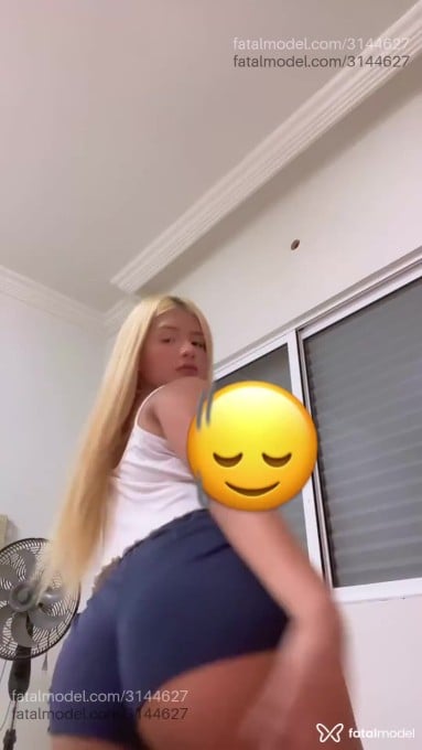 Acompanhante mulher loira (o) de olhos castanhos em Chapecó - Gaby