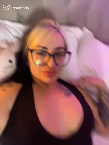Acompanhante mulher morena (o) de olhos castanhos - Nina Secretss
