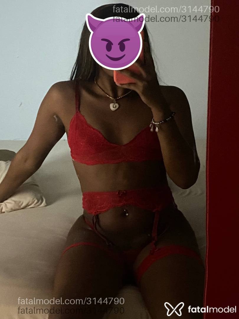 Acompanhante mulher trans loira (o) de olhos castanhos em Rio de Janeiro - Patricia