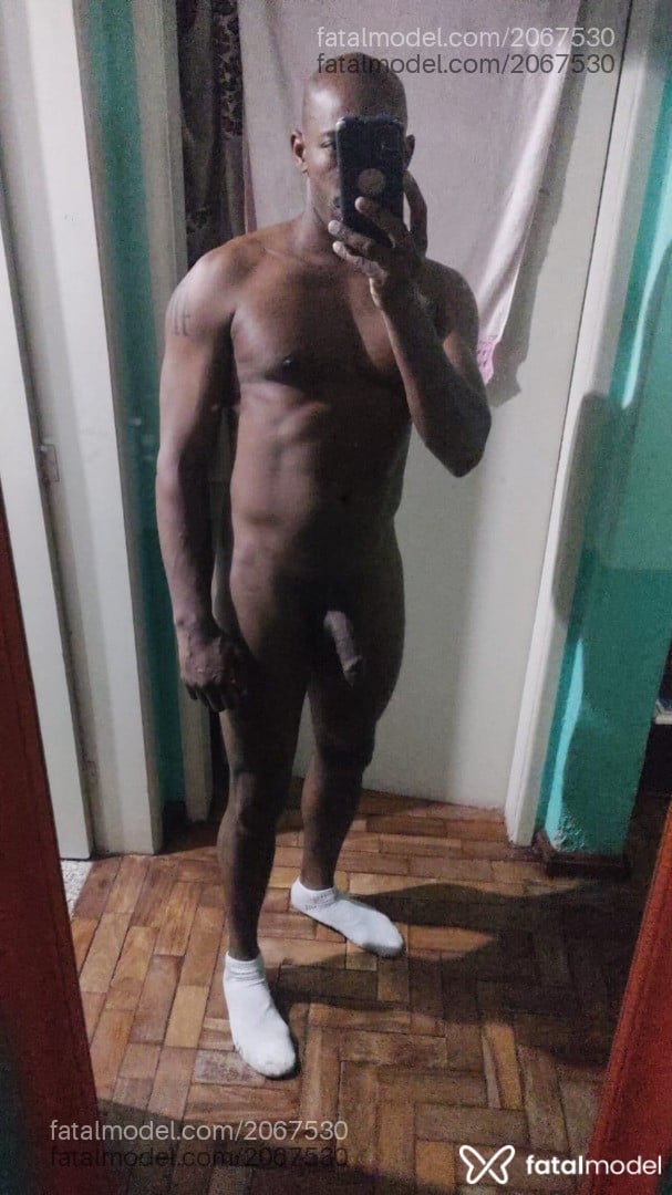 Acompanhante homem morena (o) de olhos castanhos - Neytah