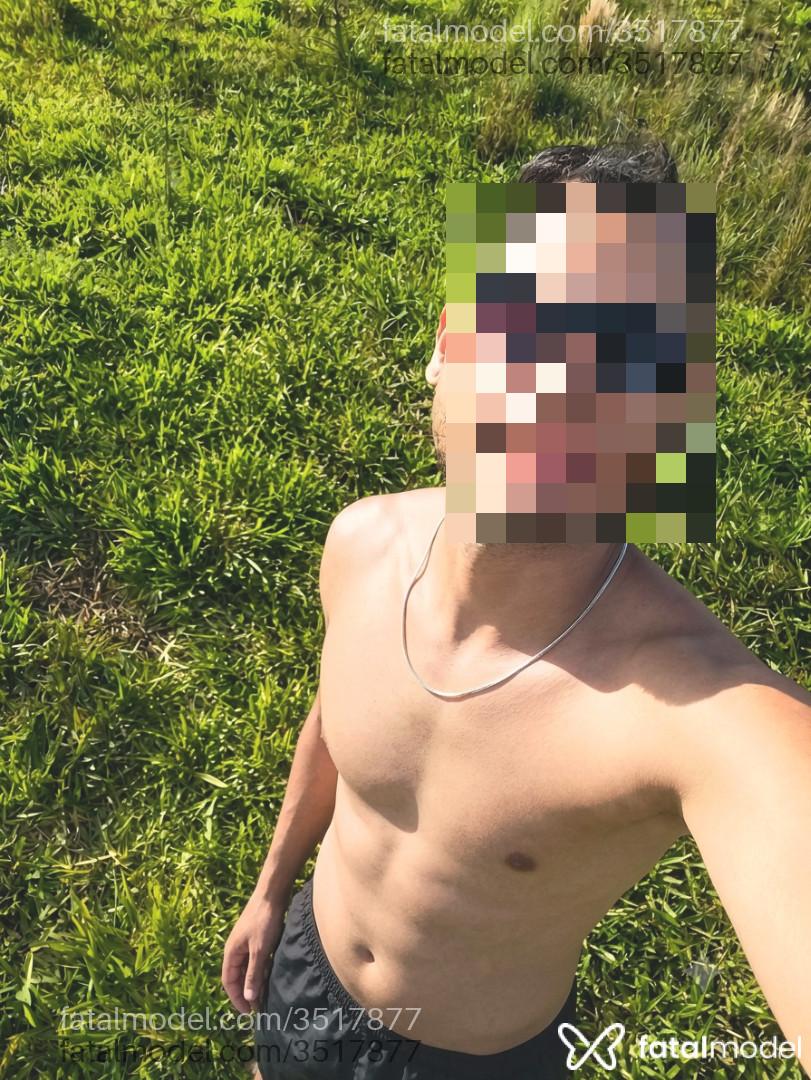 Acompanhante homem morena (o) de olhos pretos - Henrique
